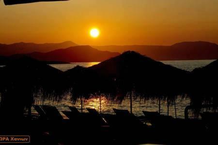 Steps To Nea Chora Beach Angela Apt ,10Min To Town Chrissi Akti Chania Exterior foto